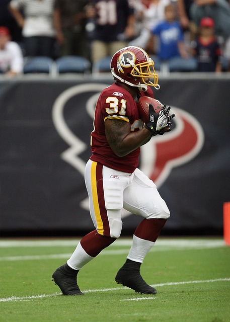 的表现不仅 的表现不仅